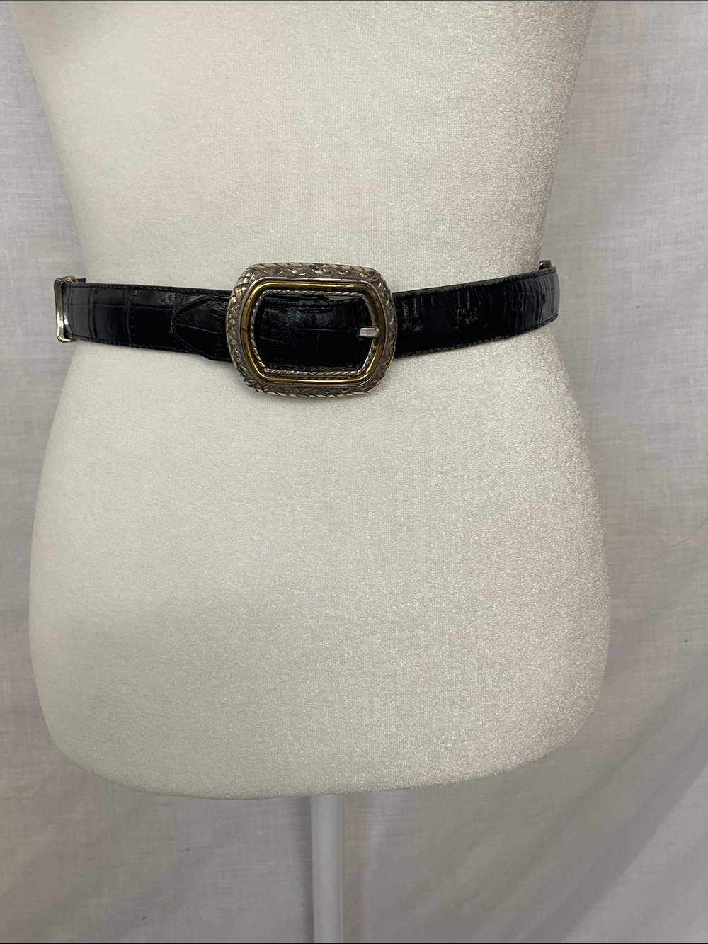 Croc-Effect Black Leather Belt with Ornate Gold Buckle
